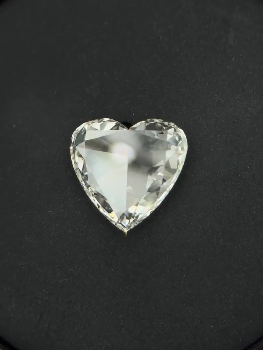 3.09ct Heart Natural Diamond (Colour H, Clarity SI1, Cut GD, GIA Certified)