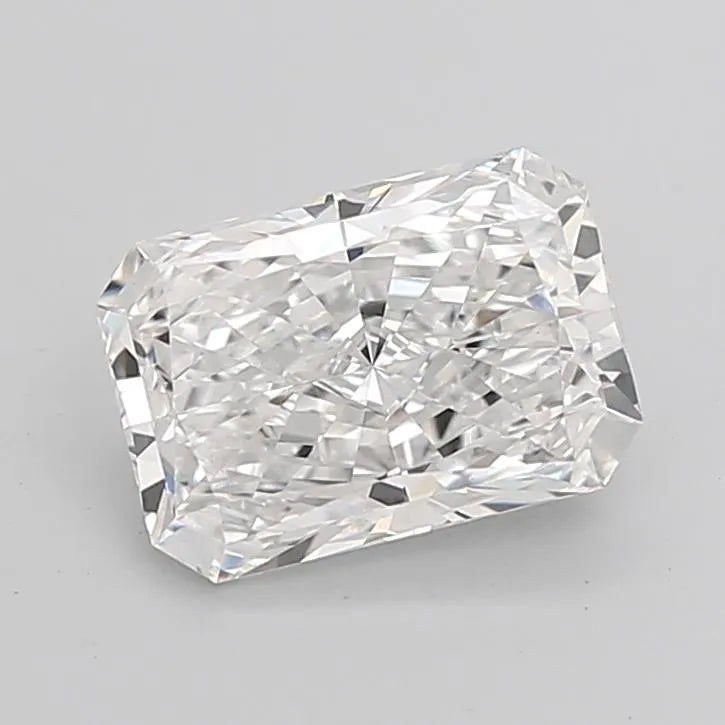 3.09ct Radiant Lab Grown Diamond (Colour E, Clarity VVS2, IGI Certified)