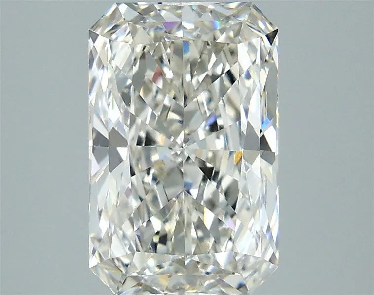 3.09ct Radiant Lab Grown Diamond (Colour G, Clarity VVS2, IGI Certified)