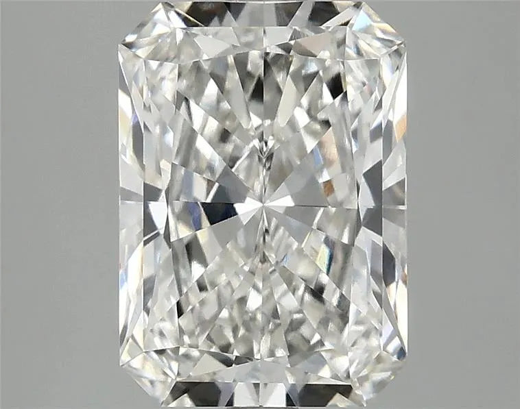 3.09ct Radiant Lab Grown Diamond (Colour G, Clarity VVS2, IGI Certified)