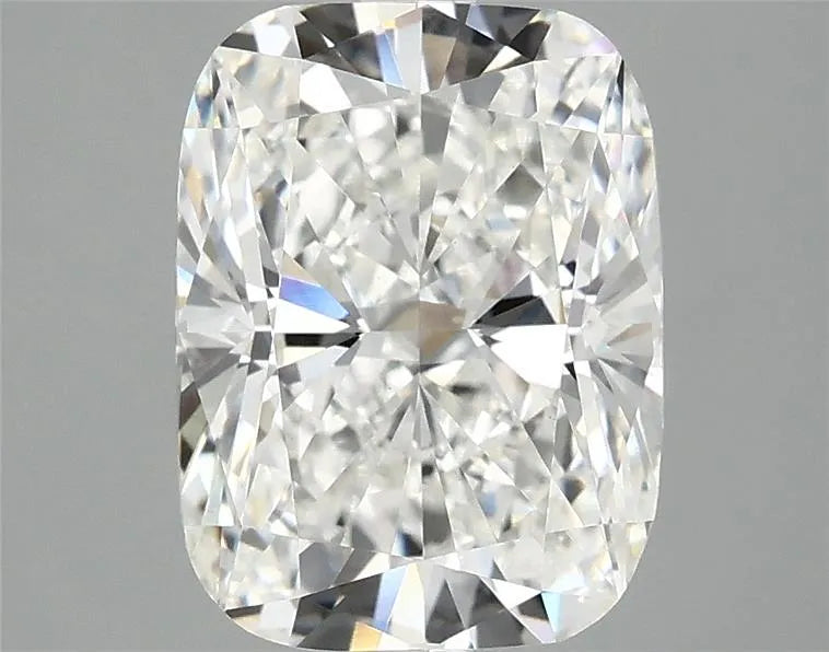 3.10ct Cushion modified Lab Grown Diamond (Colour E, Clarity VS1, IGI Certified)
