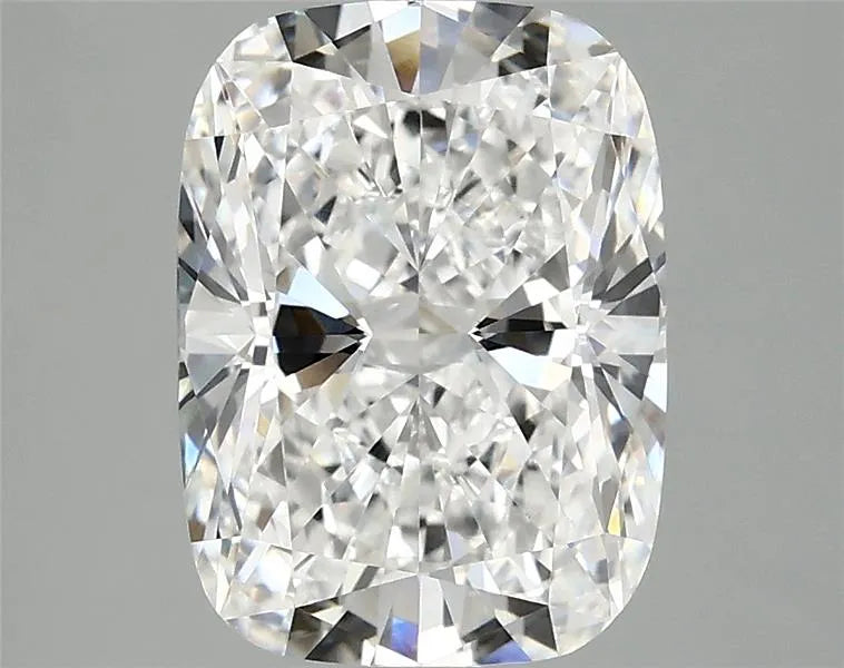 3.10ct Cushion modified Lab Grown Diamond (Colour E, Clarity VS1, IGI Certified)