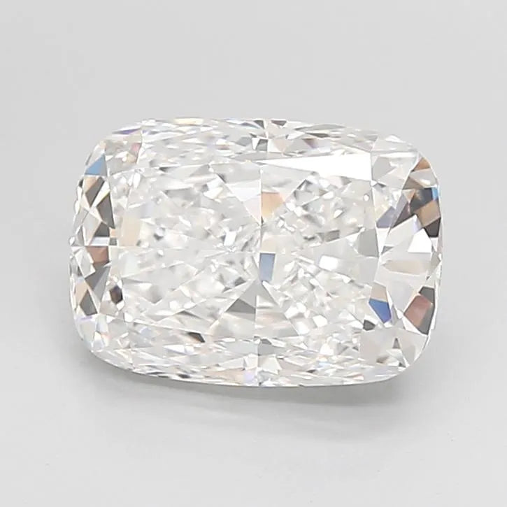 3.10ct Cushion modified Lab Grown Diamond (Colour E, Clarity VVS1, IGI Certified)
