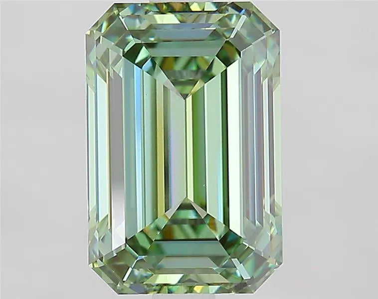 3.10ct Emerald Lab Grown Diamond (Colour Fancy Vivid Green, Clarity VVS2, IGI Certified)