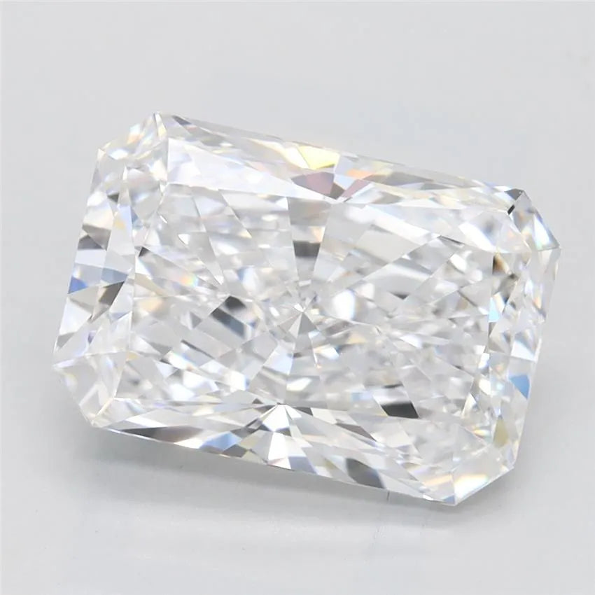 3.10ct Radiant Lab Grown Diamond (Colour D, Clarity IF, IGI Certified)