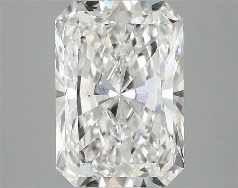 3.10ct Radiant Lab Grown Diamond (Colour D, Clarity VVS2, IGI Certified)
