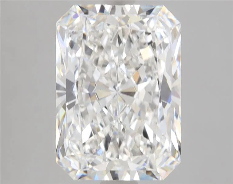 3.10ct Radiant Lab Grown Diamond (Colour E, Clarity VS1, IGI Certified)