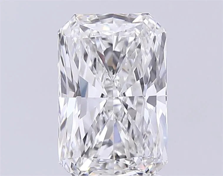3.10ct Radiant Lab Grown Diamond (Colour F, Clarity VVS2, IGI Certified)