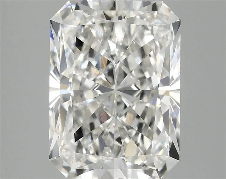 3.10ct Radiant Lab Grown Diamond (Colour G, Clarity VS2, IGI Certified)
