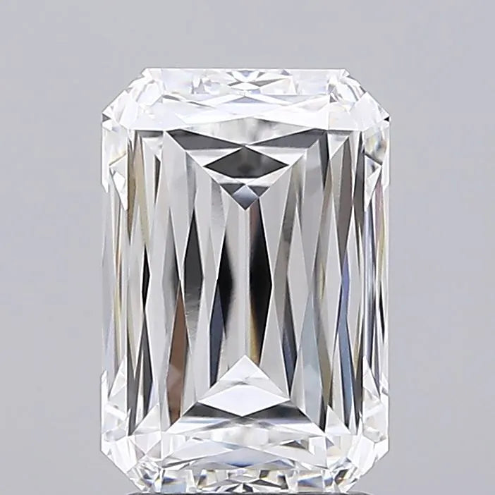 3.11ct Radiant Lab Grown Diamond (Colour E, Clarity VVS1, IGI Certified)