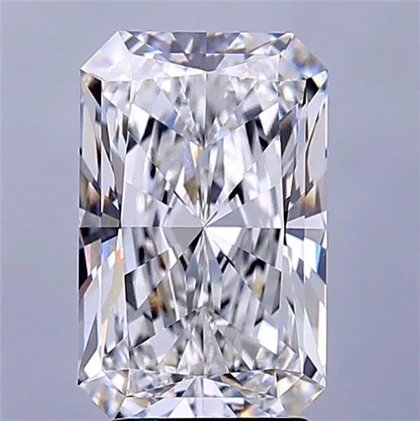 3.11ct Radiant Lab Grown Diamond (Colour E, Clarity VVS1, IGI Certified)