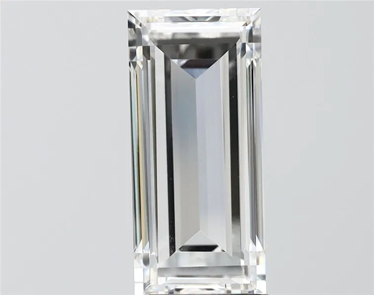 3.12ct Baguette Lab Grown Diamond (Colour F, Clarity VVS2, IGI Certified)