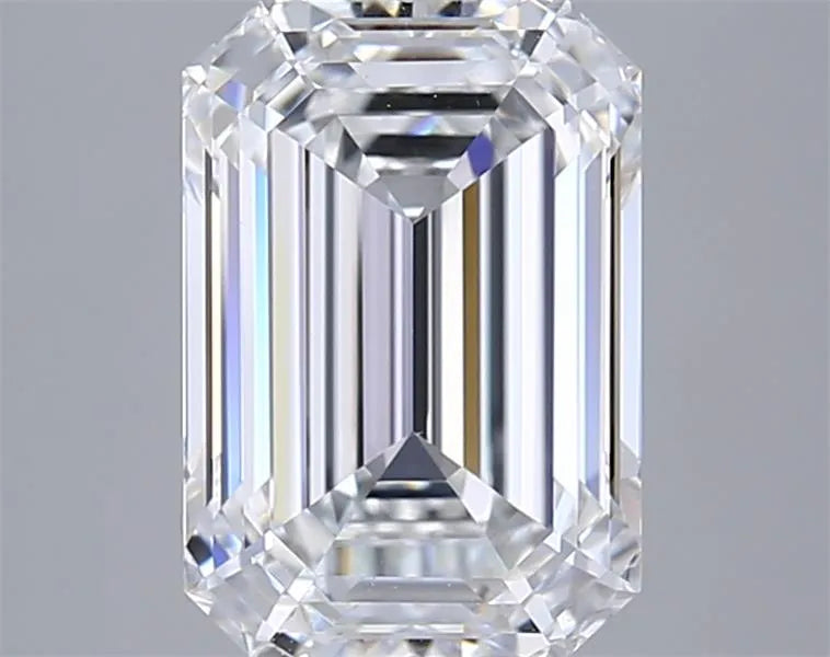 3.14ct Emerald Lab Grown Diamond (Colour E, Clarity VVS2, GIA Certified)