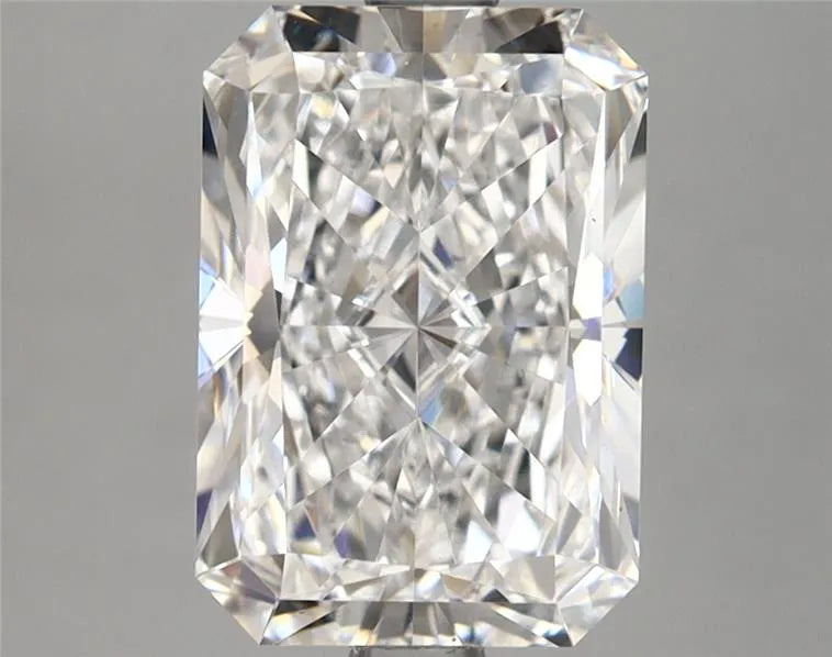 3.15ct Radiant Lab Grown Diamond (Colour D, Clarity VVS1, IGI Certified)