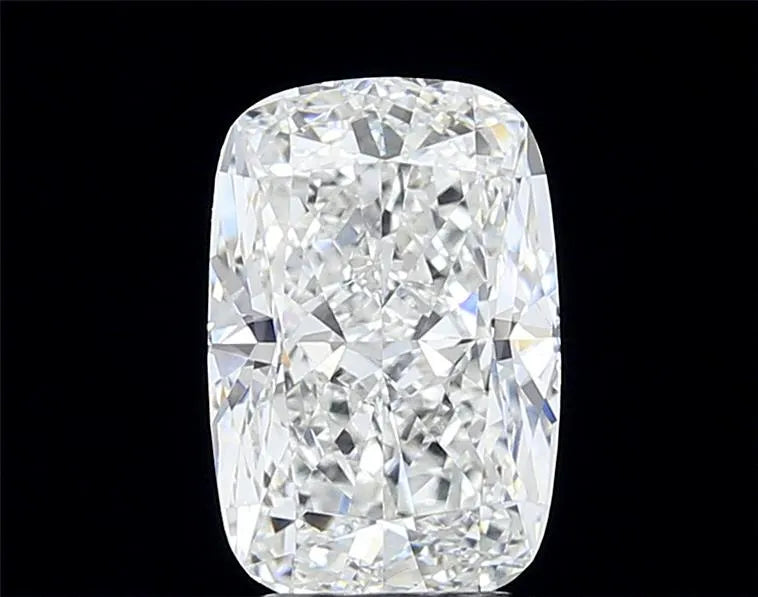3.20ct Cushion modified Lab Grown Diamond (Colour G, Clarity VVS2, IGI Certified)