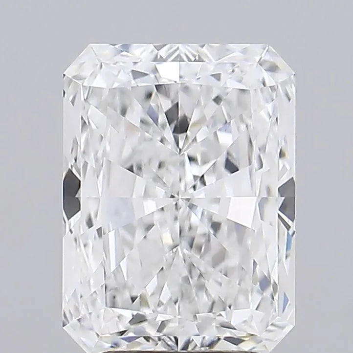 3.25ct Radiant Lab Grown Diamond (Colour E, Clarity VVS1, IGI Certified)