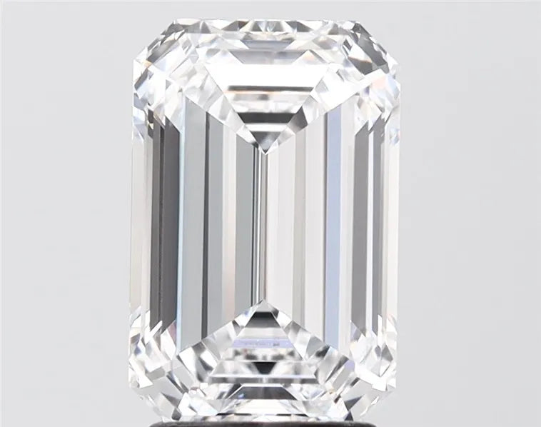 3.26ct Emerald Lab Grown Diamond (Colour D, Clarity VVS2, IGI Certified)