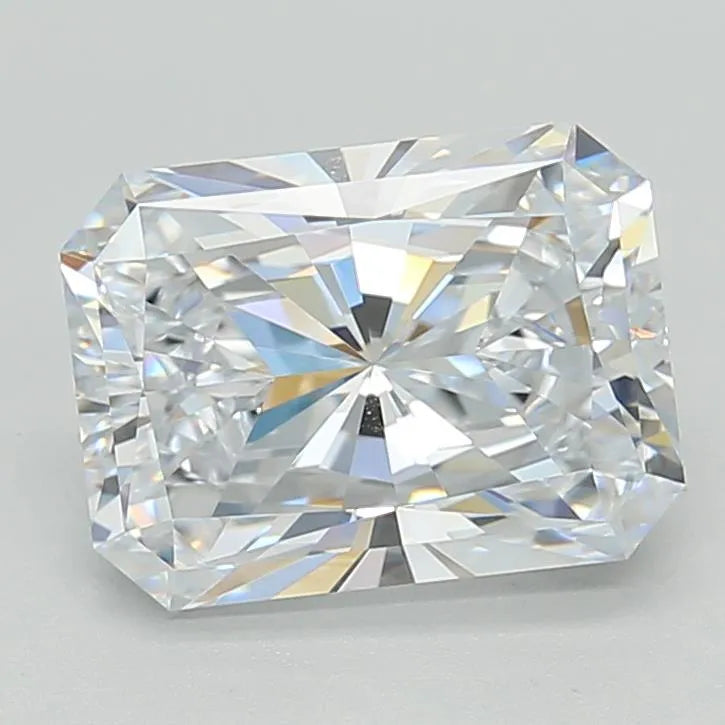 3.27ct Radiant Lab Grown Diamond (Colour D, Clarity VVS1, IGI Certified)