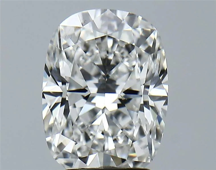3.28ct Cushion brilliant Lab Grown Diamond (Colour E, Clarity VVS2, IGI Certified)