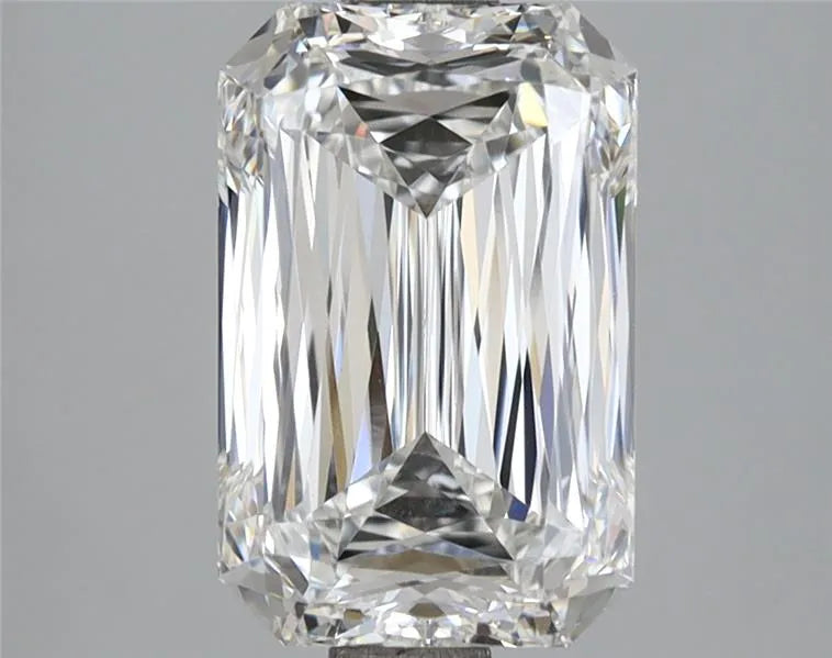 3.28ct Radiant Lab Grown Diamond (Colour E, Clarity VVS2, IGI Certified)