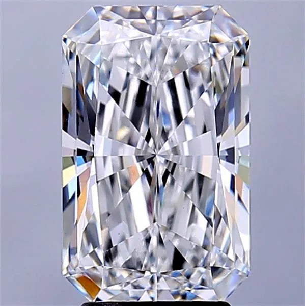 3.30ct Radiant Lab Grown Diamond (Colour E, Clarity VVS2, IGI Certified)
