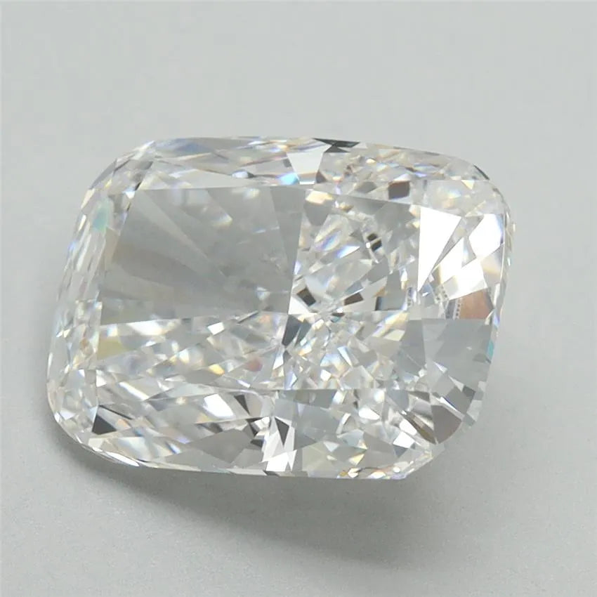 3.34ct Cushion brilliant Lab Grown Diamond (Colour D, Clarity VVS2, IGI Certified)