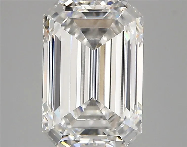 3.37ct Emerald Lab Grown Diamond (Colour F, Clarity VVS1, IGI Certified)