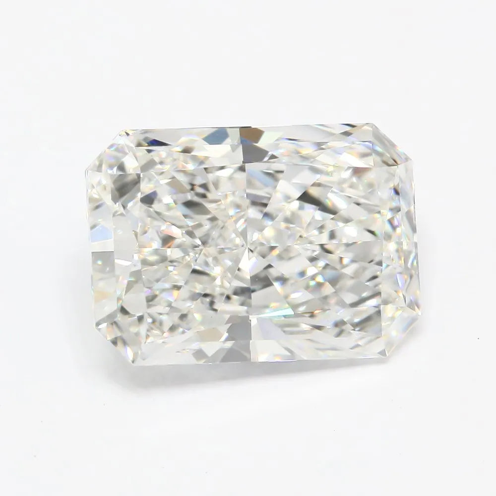 3.37ct Radiant Lab Grown Diamond (Colour E, Clarity VVS2, IGI Certified)