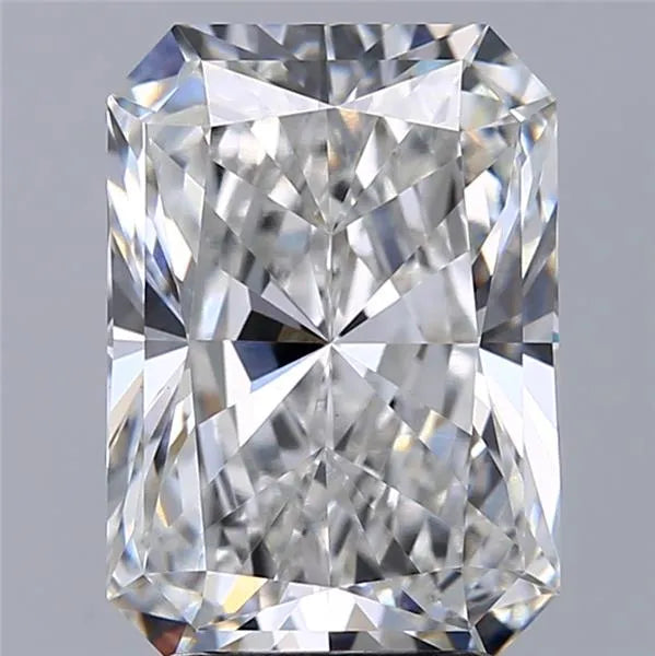 3.38ct Radiant Lab Grown Diamond (Colour E, Clarity VVS2, IGI Certified)
