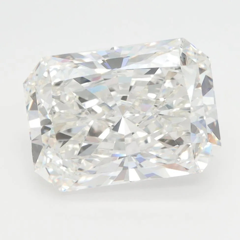 3.39ct Radiant Lab Grown Diamond (Colour G, Clarity IF, IGI Certified)
