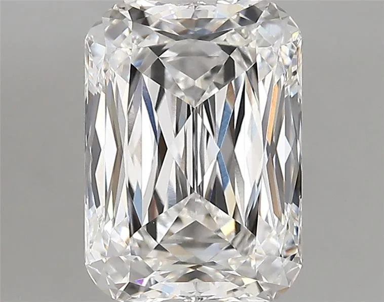 3.41ct Cushion modified Lab Grown Diamond (Colour E, Clarity VVS1, IGI Certified)