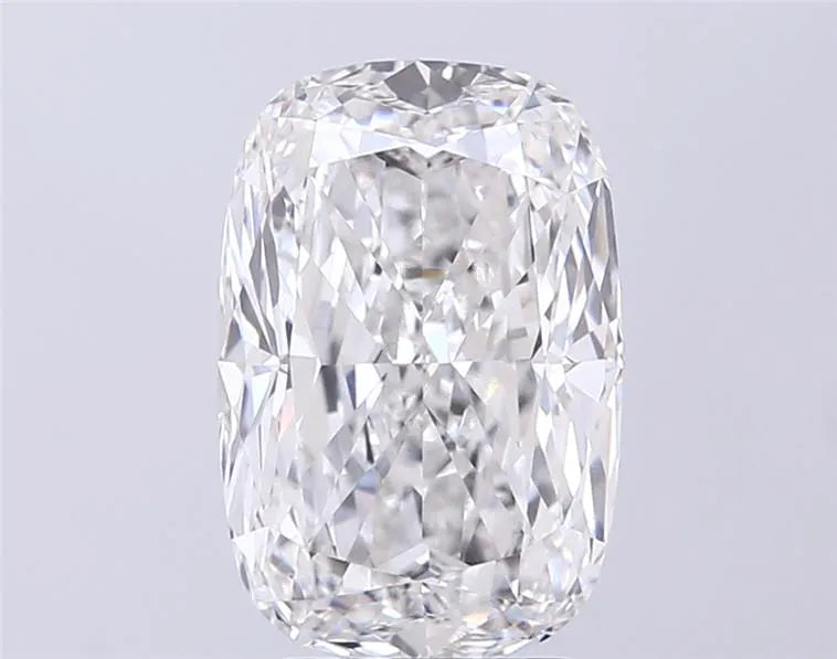 3.52ct Cushion modified Lab Grown Diamond (Colour F, Clarity VVS2, IGI Certified)
