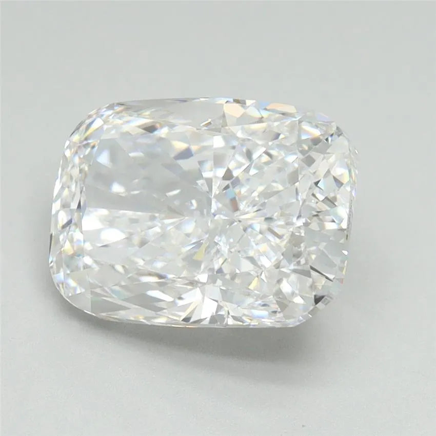 3.53ct Cushion brilliant Lab Grown Diamond (Colour D, Clarity VVS2, IGI Certified)