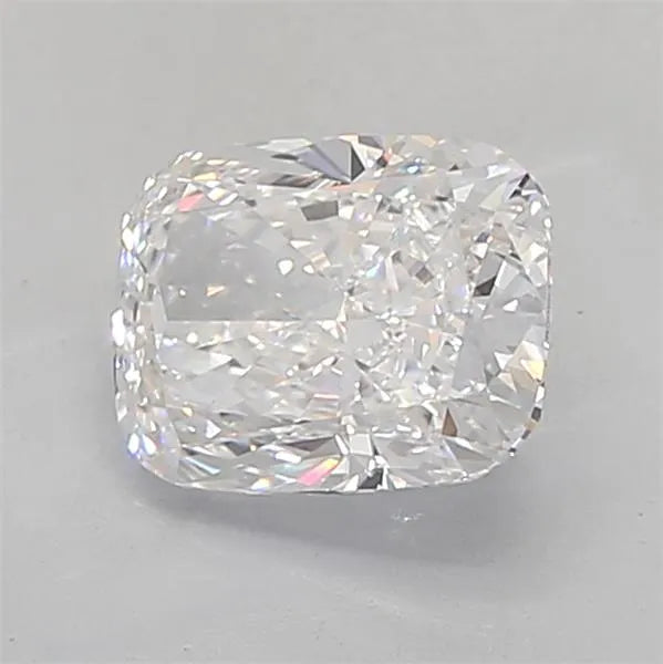 3.53ct Cushion modified Lab Grown Diamond (Colour E, Clarity VVS2, IGI Certified)