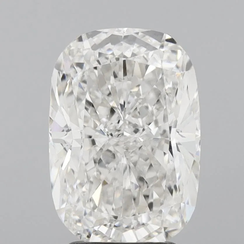 3.53ct Cushion modified Lab Grown Diamond (Colour F, Clarity VVS2, IGI Certified)