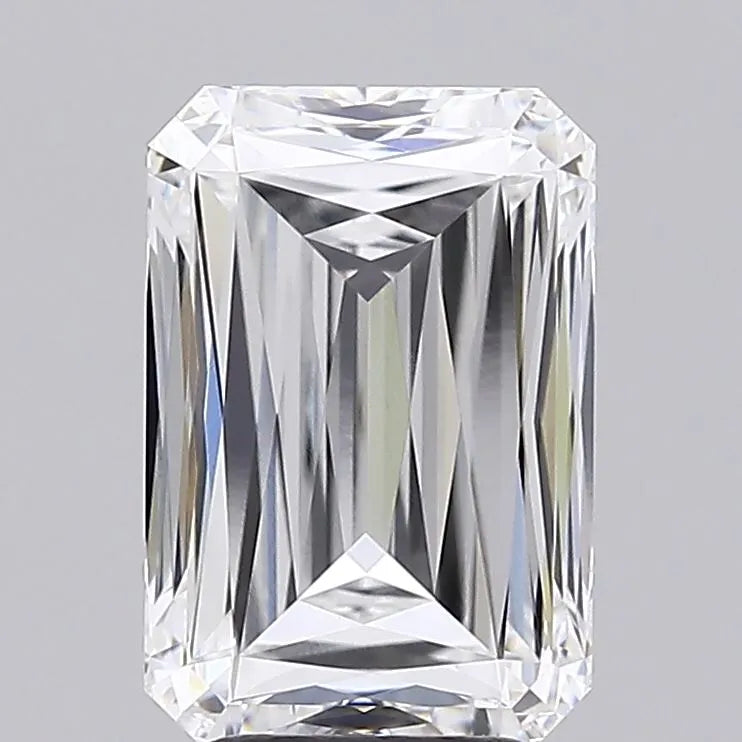 3.53ct Radiant Lab Grown Diamond (Colour E, Clarity VVS1, IGI Certified)