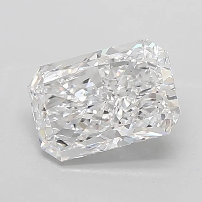 3.54ct Radiant Lab Grown Diamond (Colour D, Clarity VVS1, IGI Certified)