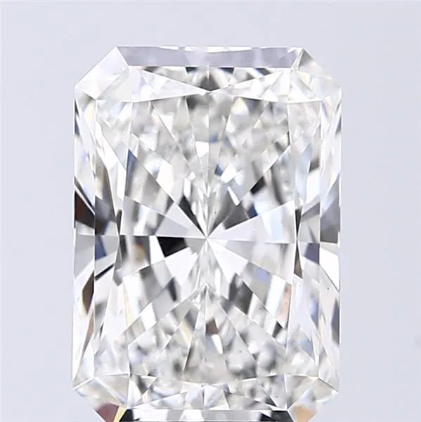 3.54ct Radiant Lab Grown Diamond (Colour G, Clarity VS2, IGI Certified)