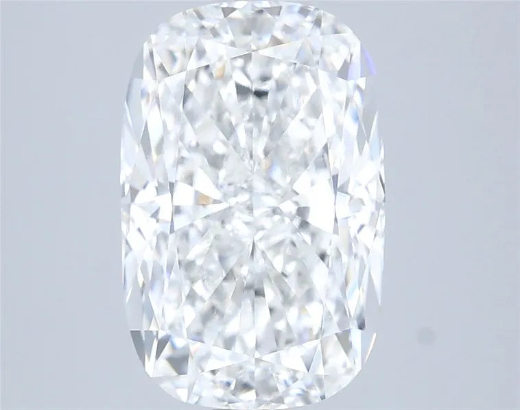 3.55ct Cushion modified Lab Grown Diamond (Colour E, Clarity VVS2, IGI Certified)
