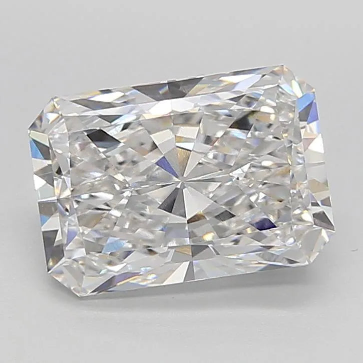 3.55ct Radiant Lab Grown Diamond (Colour E, Clarity VVS2, GIA Certified)