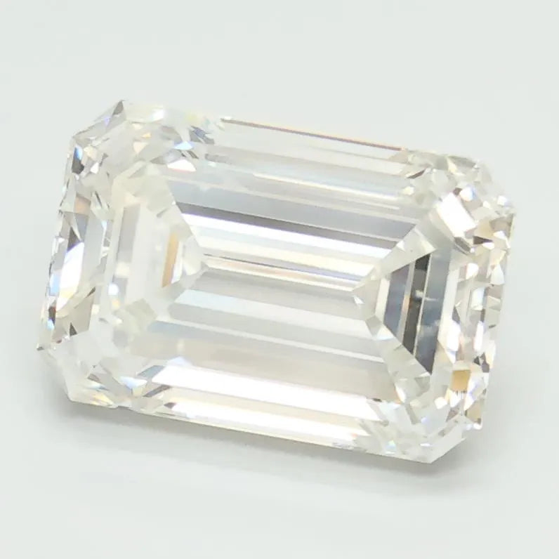 3.56ct Emerald Lab Grown Diamond (Colour G, Clarity VVS2, IGI Certified)