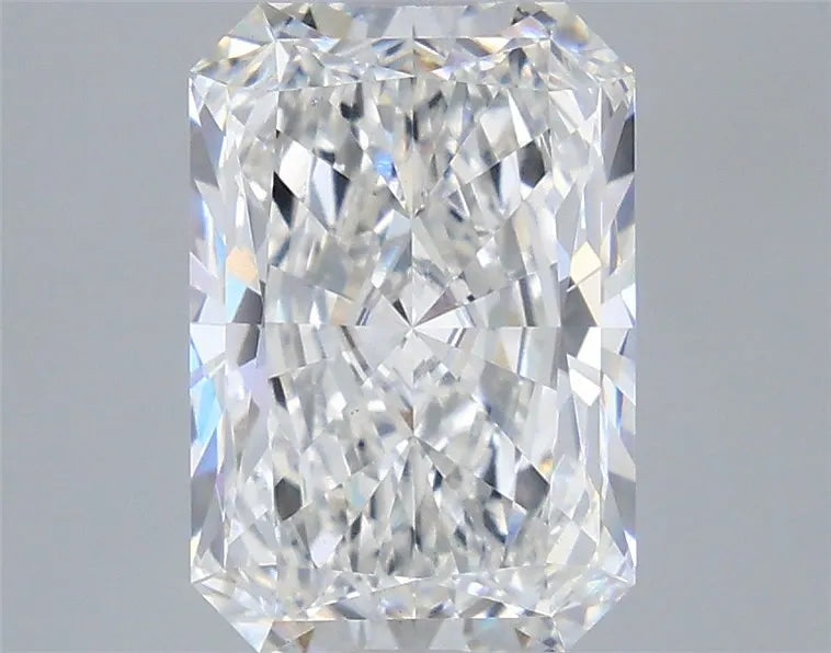 3.56ct Radiant Lab Grown Diamond (Colour F, Clarity VS1, IGI Certified)