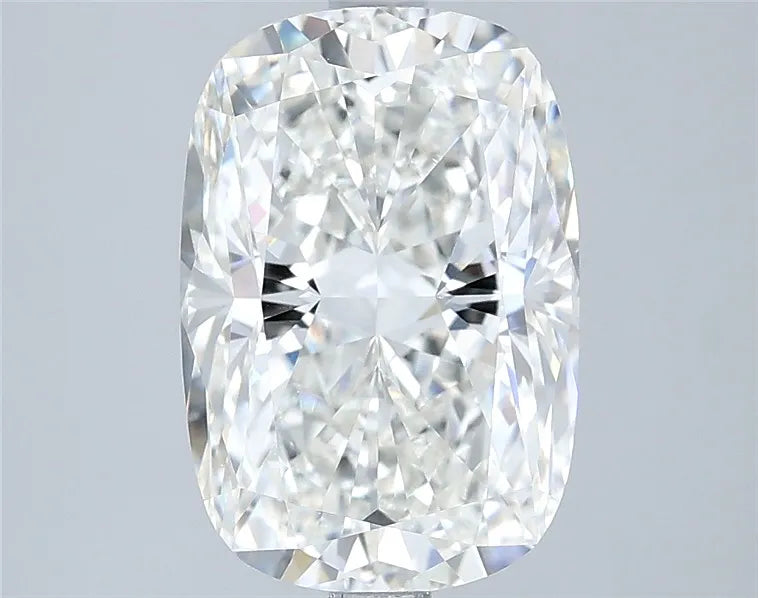 3.57ct Cushion modified Lab Grown Diamond (Colour G, Clarity VVS2, IGI Certified)