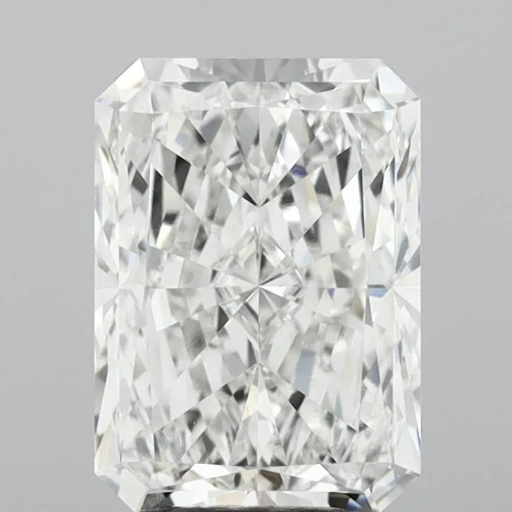 3.57ct Radiant Lab Grown Diamond (Colour E, Clarity VVS2, IGI Certified)