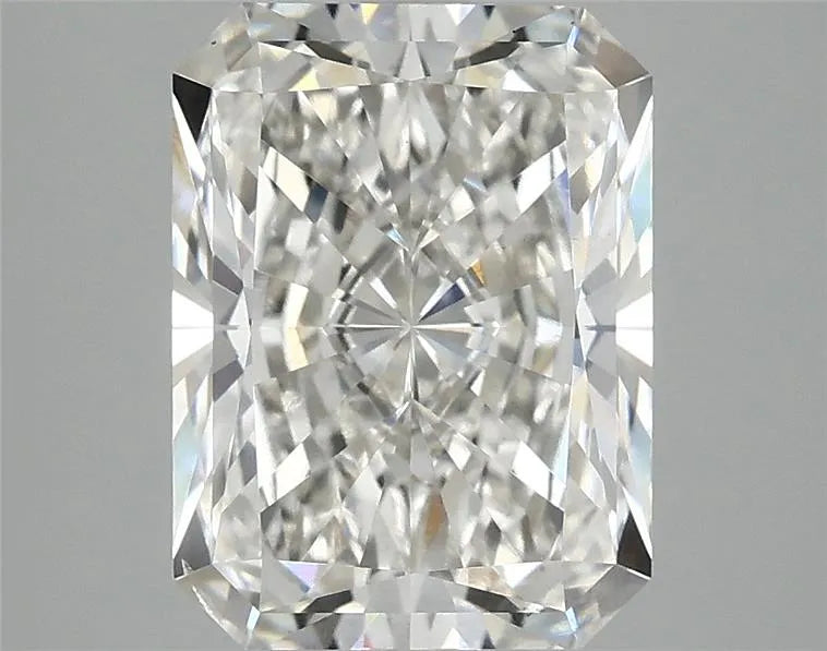 3.59ct Radiant Lab Grown Diamond (Colour F, Clarity SI1, IGI Certified)