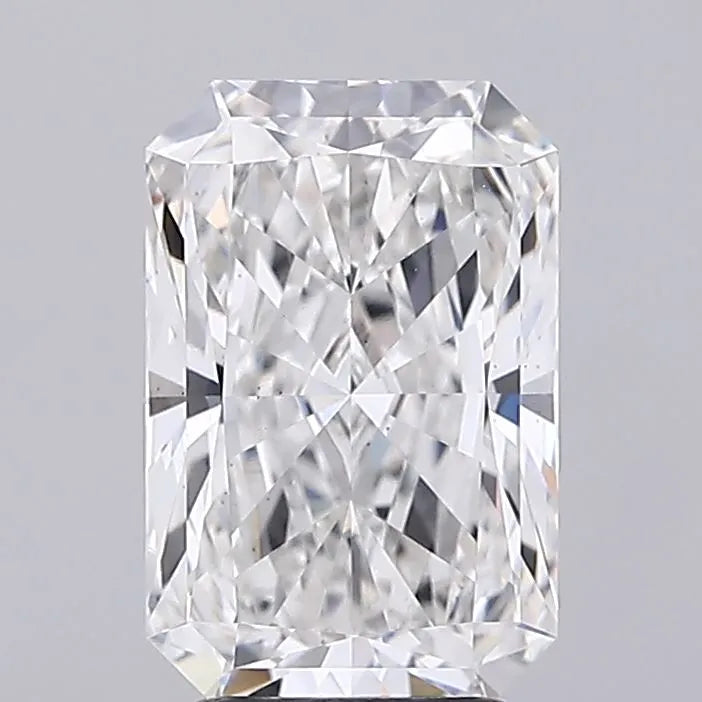 3.59ct Radiant Lab Grown Diamond (Colour F, Clarity VS2, IGI Certified)