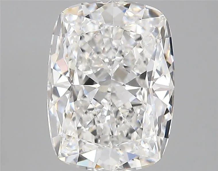 3.64ct Cushion modified Lab Grown Diamond (Colour E, Clarity VVS1, IGI Certified)