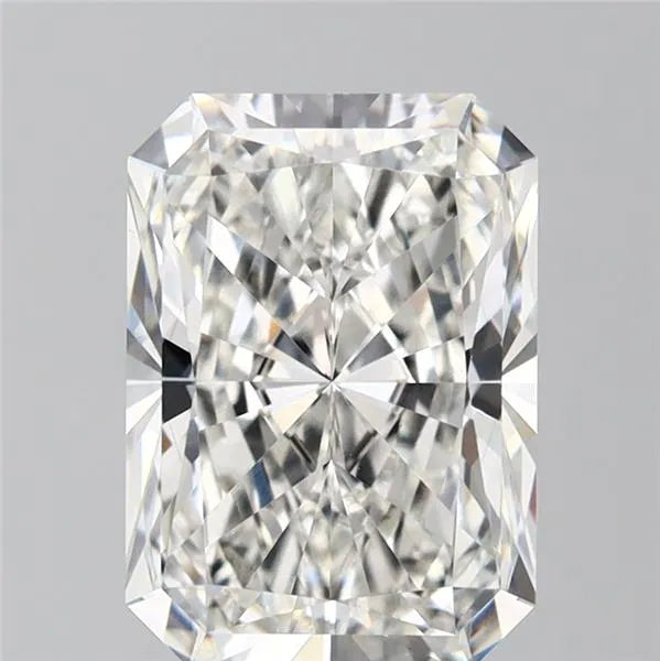 3.71ct Radiant Lab Grown Diamond (Colour G, Clarity VVS2, IGI Certified)