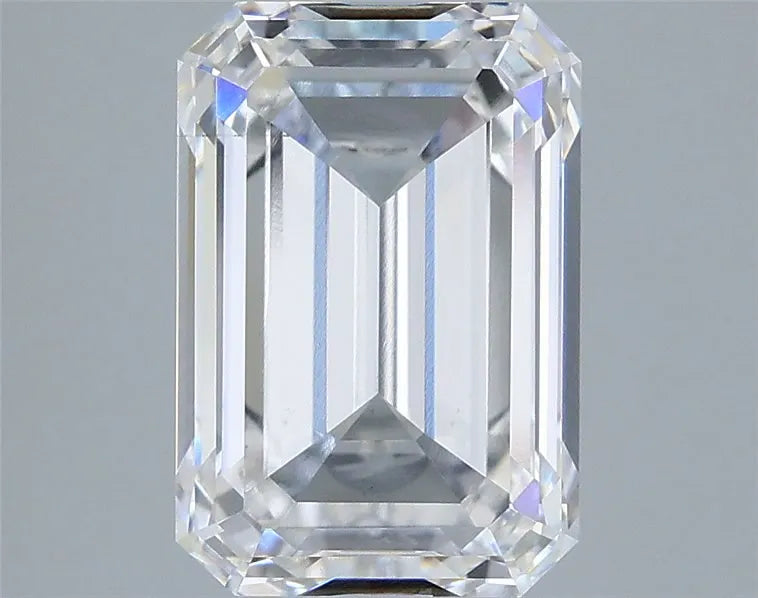 3.73ct Emerald Lab Grown Diamond (Colour E, Clarity VS1, IGI Certified)