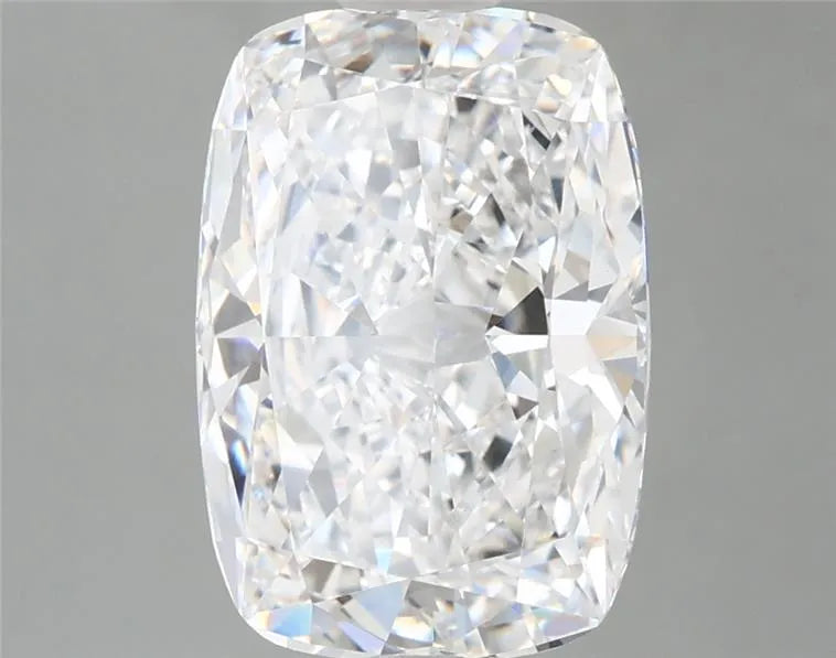 3.75ct Cushion modified Lab Grown Diamond (Colour D, Clarity VVS2, IGI Certified)
